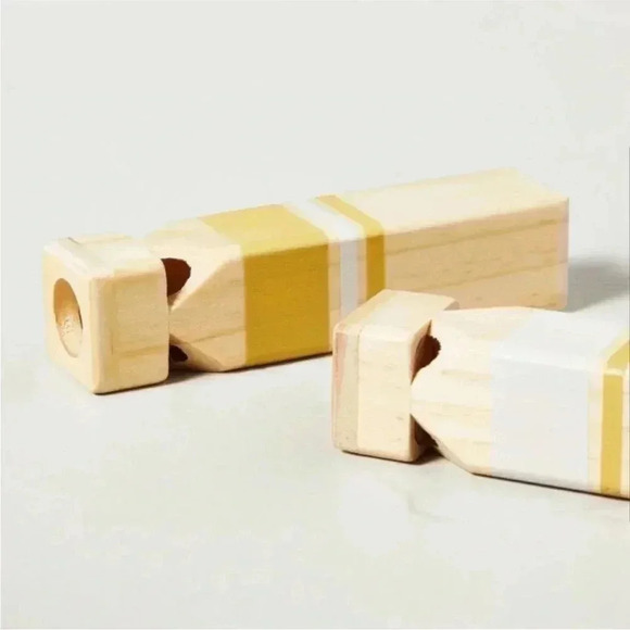 NWT HEARTH & HAND WOODEN TRAIN WHISTLES - Picture 2 of 5